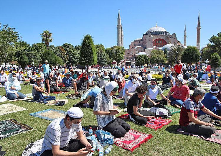تصاویر ، نخستین نماز جمعه مسجد ایاصوفیه پس از 86 سال