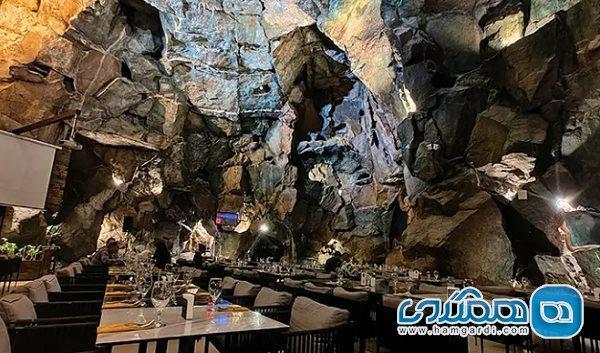 پرطرفدارترین رستوران های کیش در پاییز 1404: تحلیل ترندهای جستجوی گوگل و تعاملات اینستاگرام