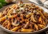 طرز تهیه ماکارونی با گوشت چرخ نموده و قارچ؛ مرحله به مرحله و تصویری